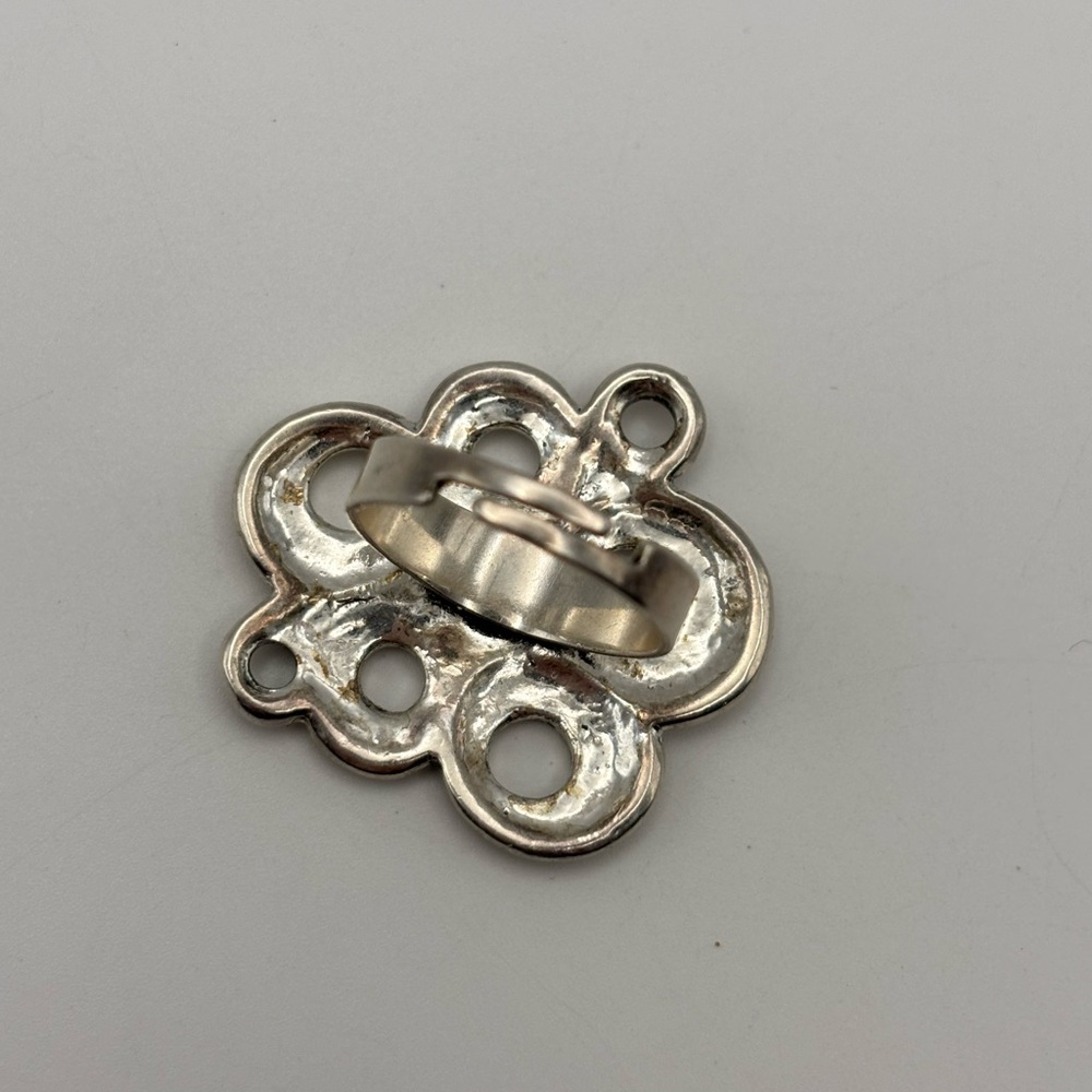 Brutalist Abstract Cluster Adjustable Statement Ring - Picture 9 of 11